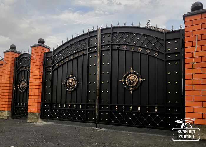 кованые ворота "Кузница Кубани"